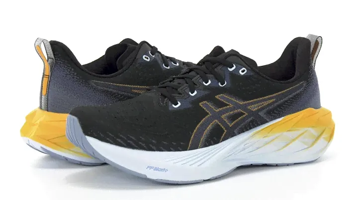 ASICS Novablast 4 SKU: 9918685